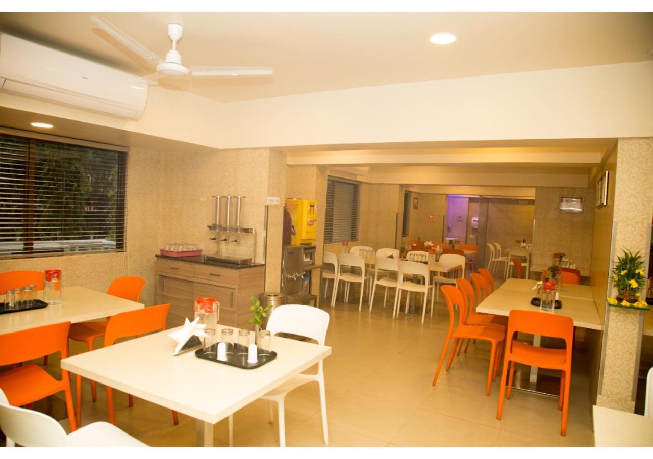 Ashok Deluxe Apartments, Marol Andheri East Bombay Extérieur photo